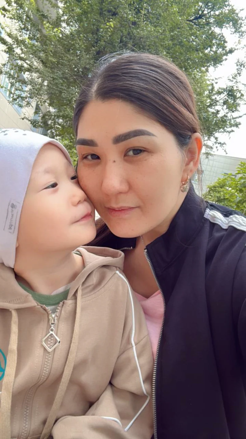 Хантөре с мамой